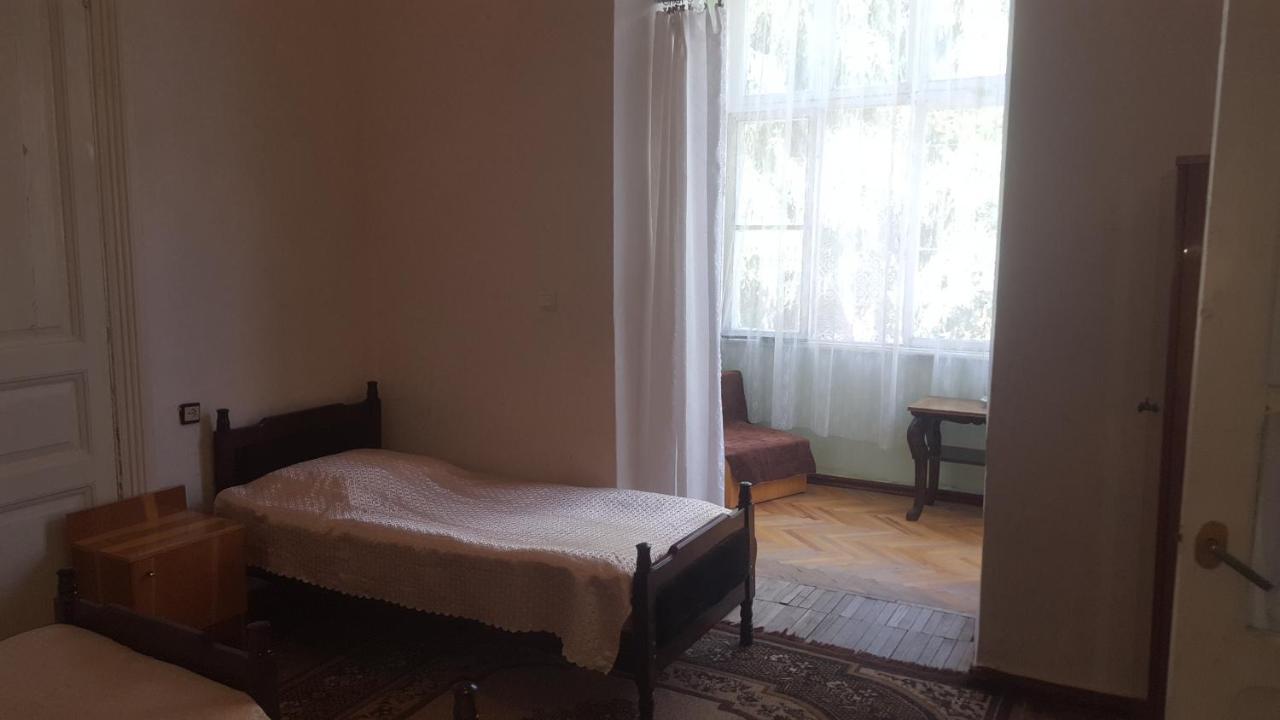 Firuza Hostel Borjomi Exterior foto